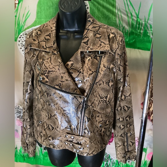 NWOT BLANK NYC FAUX SNAKESKIN SNAP BUCKLE ZIP MOTO JACKET. SZ.S - Picture 7 of 14